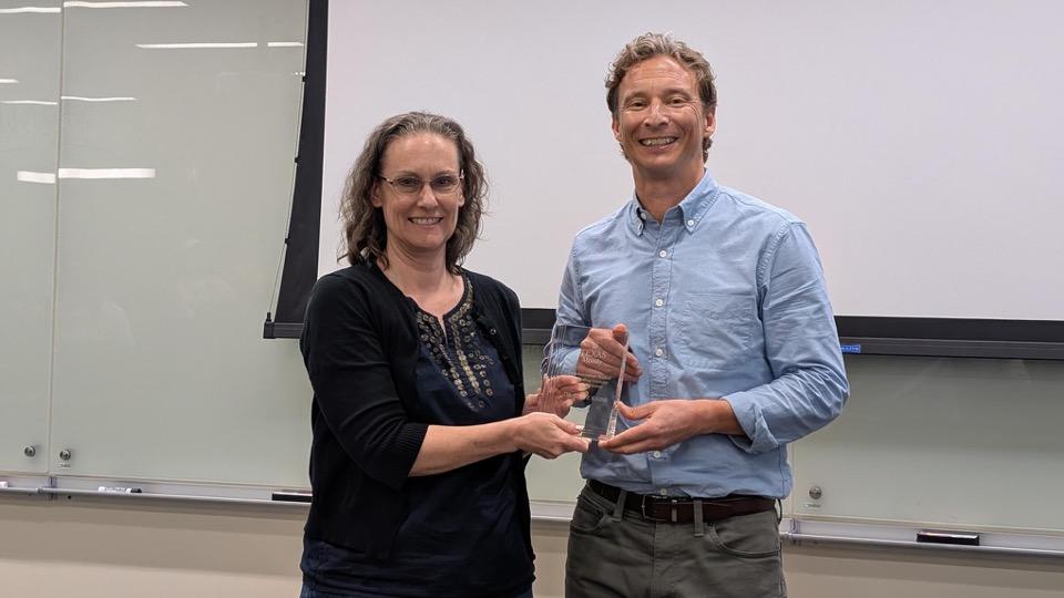 Outstanding Grad Alum Awardee, Dr. Steve Rains