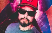 Nik Spotlight